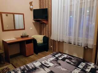 Отель Hotel Pod Zamkiem Ольштын Двухместный номер с 1 кроватью или 2 отдельными кроватями-1